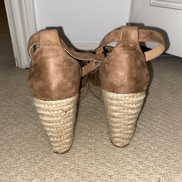torrid tan wedges! - Picture 3 of 4